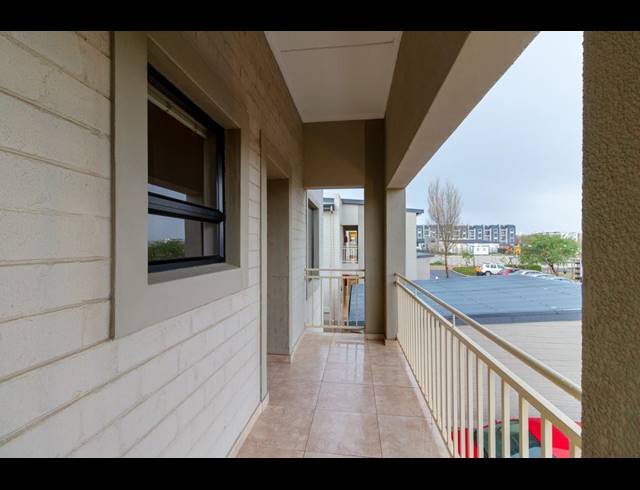 2 BEDROOM APARTMENT SOLD IN BURGUNDY ESTATE